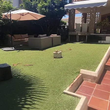 Adosado Al Lado Del Torreon Benicassim